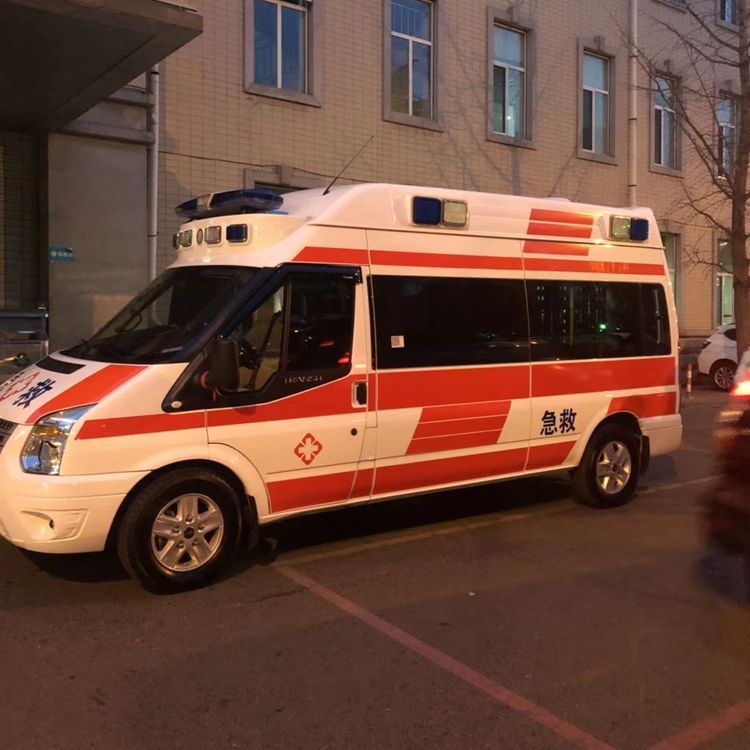 六盘水夜间租赁救护车护送病人转院：安全转运的 8 大核心注意事项